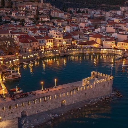 Nafpaktos Beach Luxury Suites Bagian luar foto