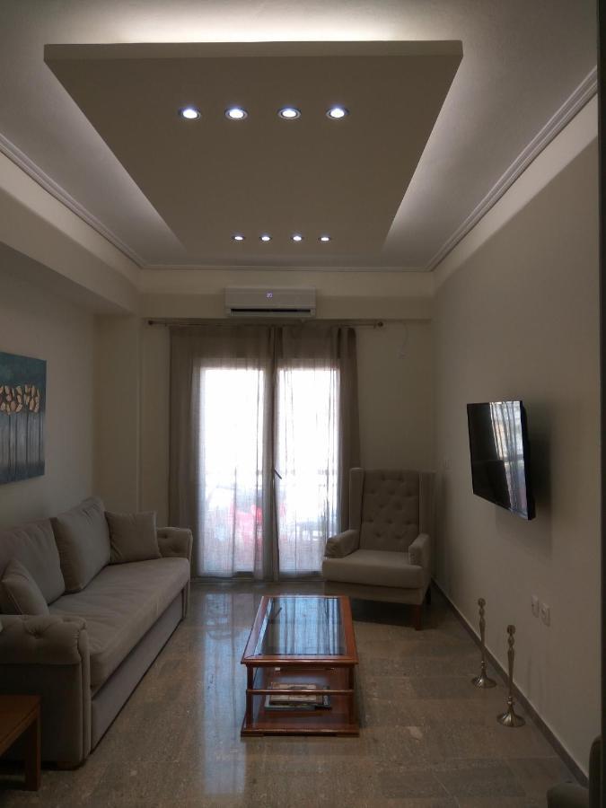 Nafpaktos Beach Luxury Suites Bagian luar foto