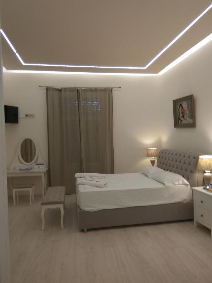 Nafpaktos Beach Luxury Suites Bagian luar foto